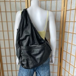 AmeriBag Classic Leather Healthy Back Bag